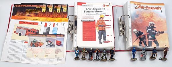 Die Ganze Welt der Feuerwehr fast komplett - 115 von 120 Figuren inkl. Magazine