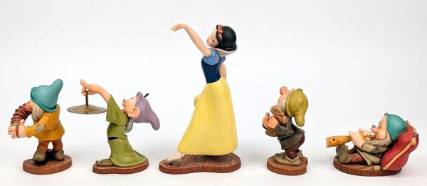 WDCC Snow White mit 4 Zwergen - Porzellan Figur