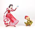 Preview: Snow White mit Dopey Figur - Disney Showcase Enesco 4058287, OVP