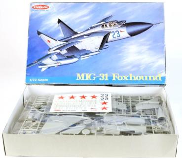 MiG-31 Foxhound 1/72 model kit KANGNAM 7000