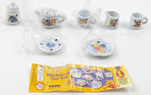 Disney Winnie the Pooh Miniature Tea Set - komplett - neuwertig