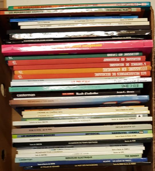 Ca. 350 französische Comics